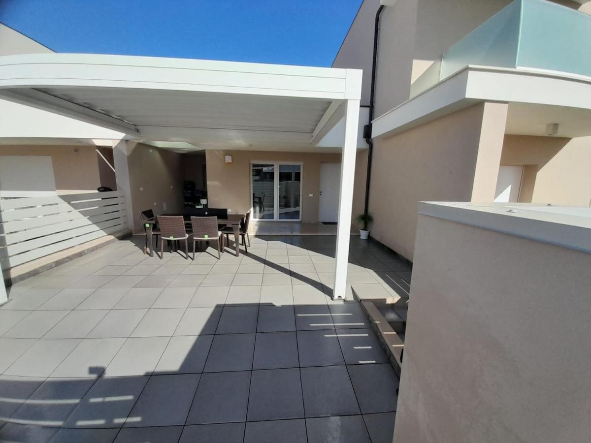 Suite Antonio Cagliari Luaran gambar