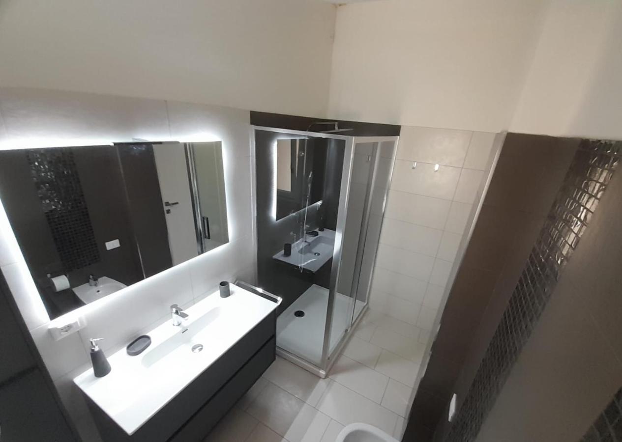 Suite Antonio Cagliari Luaran gambar