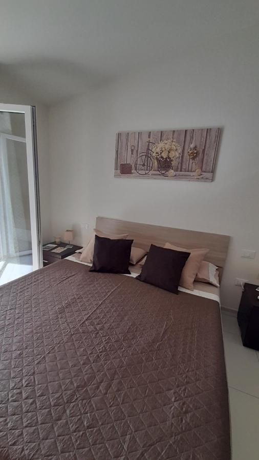 Suite Antonio Cagliari Luaran gambar